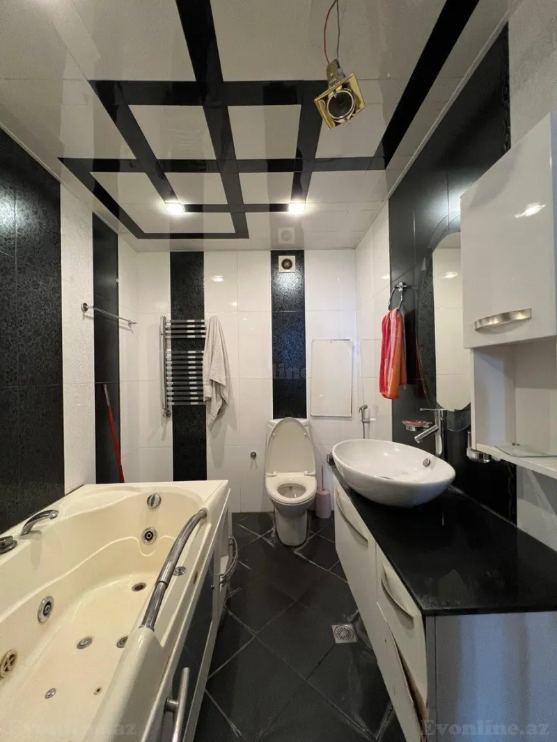 Satılır 4 otaqlı Mənzil Yeni tikili 171 m² Nəsimi r. - şəkil 12