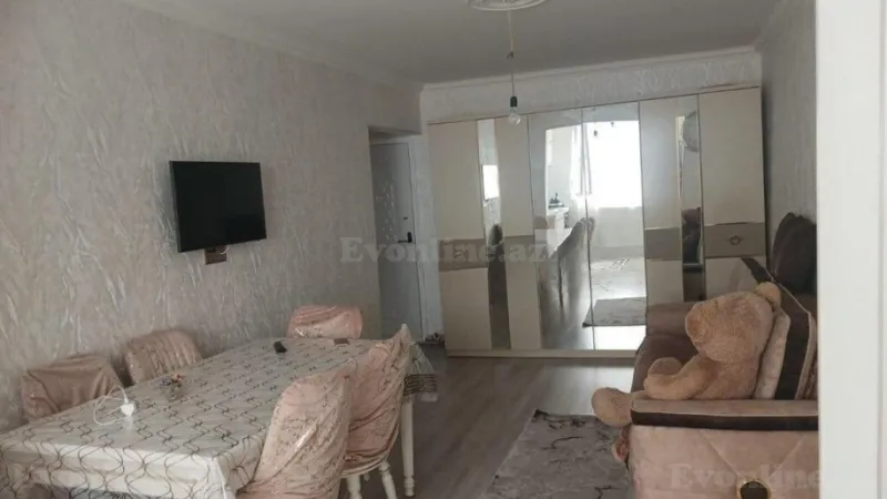 2 otaqlı Mənzil 40 m² Neftçilər m. Kirayə verilir