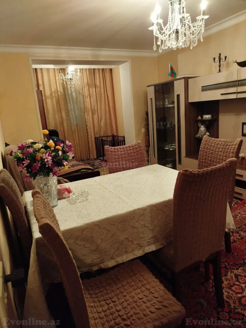 Satılır 2 otaqlı Mənzil Köhnə tikili 60 m² Nəsimi r. - şəkil 4