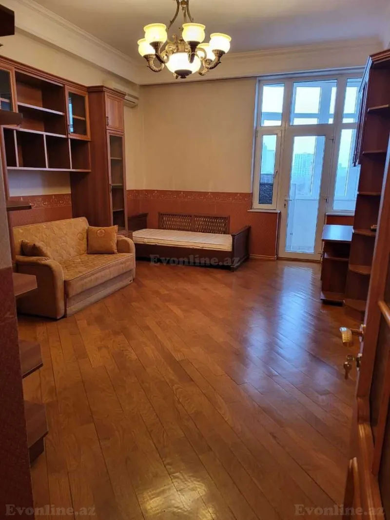 Satılır 5 otaqlı Mənzil Yeni tikili 210 m² Nərimanov r. - şəkil 13