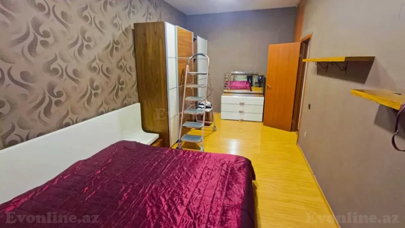 4 otaqlı Mənzil 136 m² Nizami m. Satılır