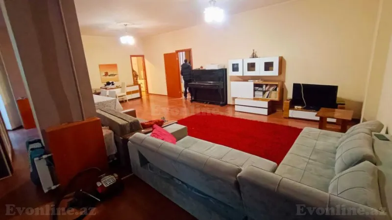 Satılır 4 otaqlı Mənzil Yeni tikili 136 m² Nizami m. - şəkil 6