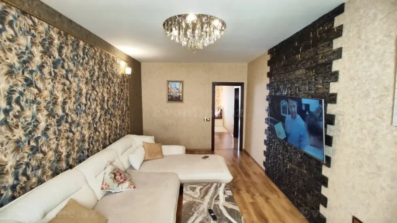 3 otaqlı Mənzil 82 m² Həzi Aslanov m. Satılır