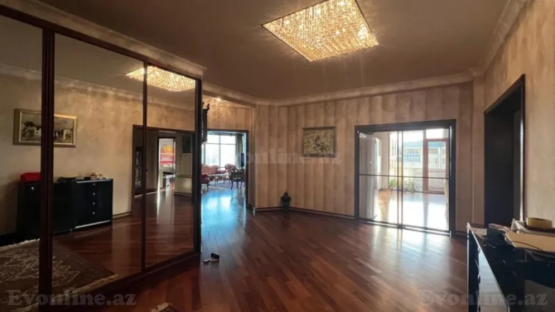 Satılır 4 otaqlı Mənzil Yeni tikili 220 m² 28 May m. - şəkil 7