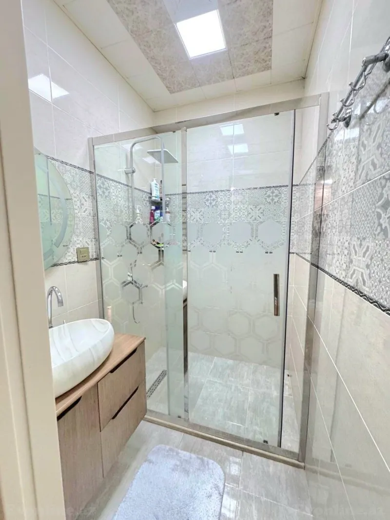 Satılır 2 otaqlı Mənzil Yeni tikili 102 m² Yasamal - şəkil 12