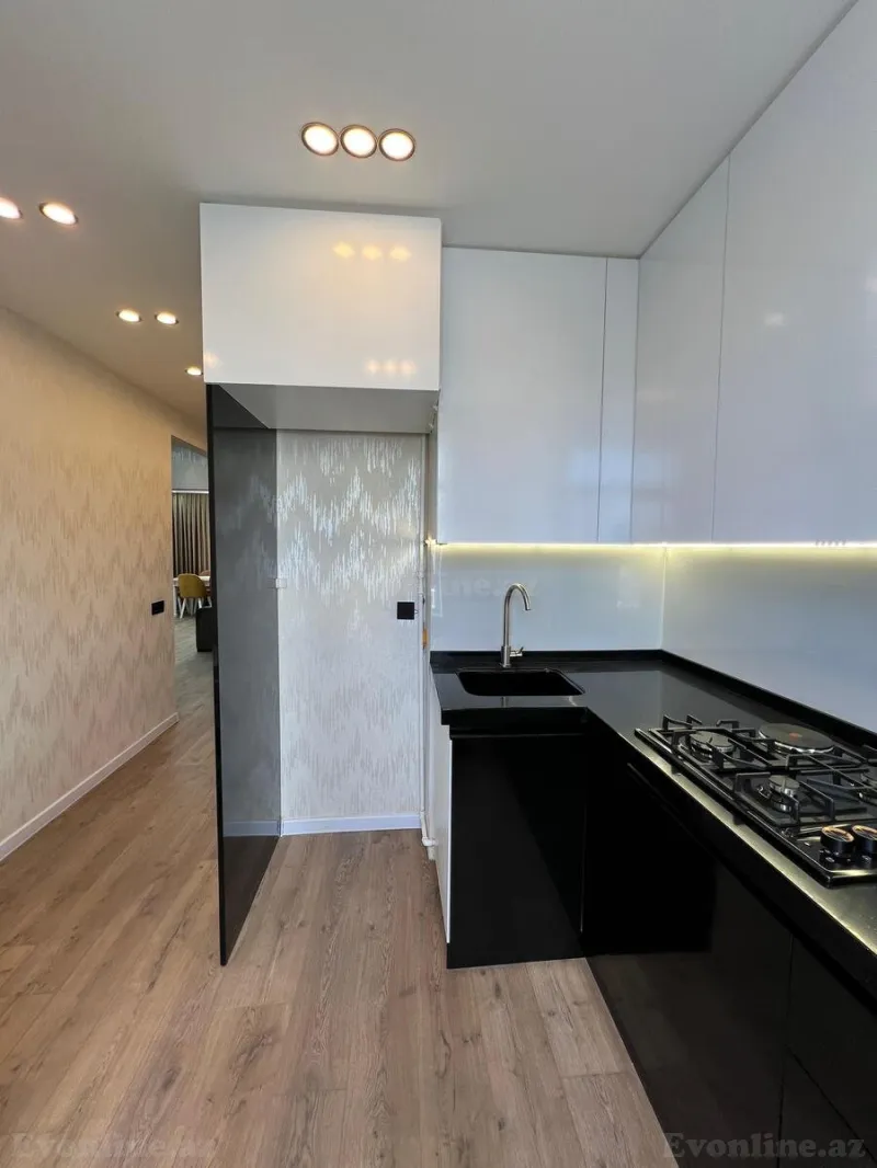 Satılır 2 otaqlı Mənzil Köhnə tikili 65 m² Əhmədli m. - şəkil 7