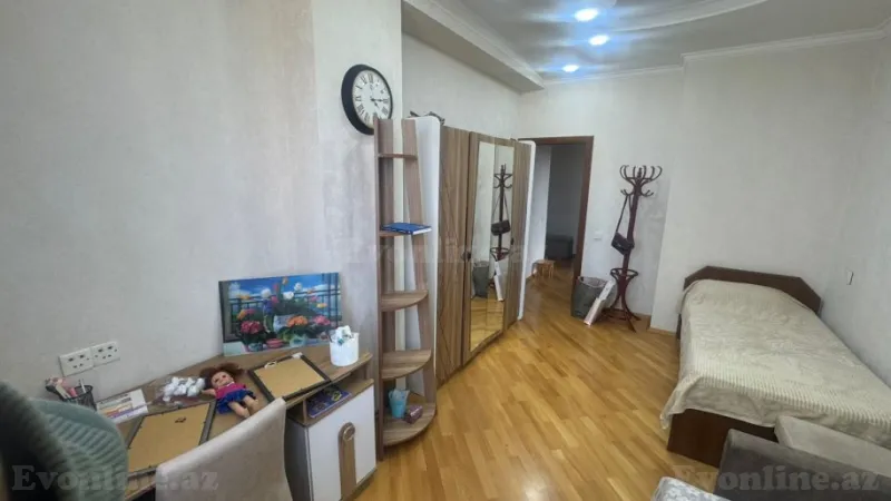 Satılır 3 otaqlı Mənzil Yeni tikili 120 m² İnşaatçılar m. - şəkil 6