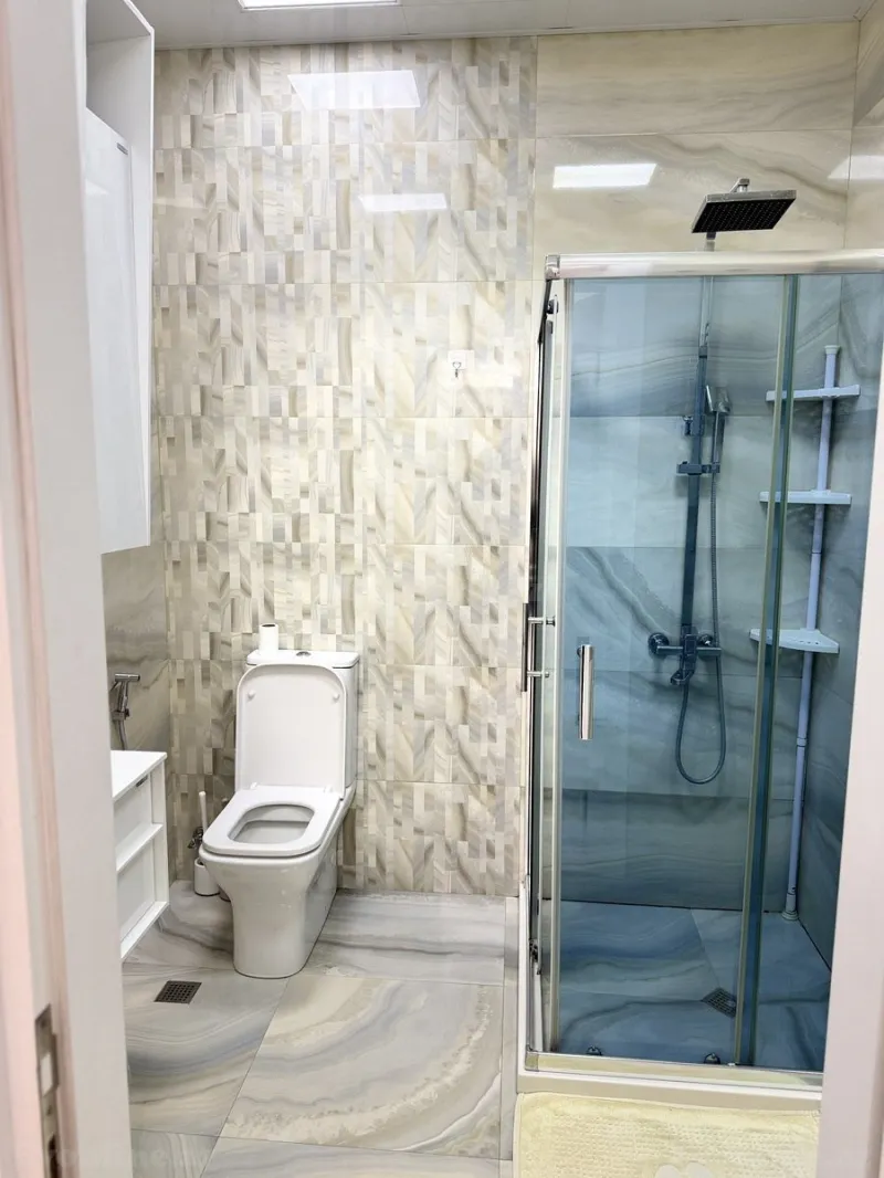 Kirayə verilir 2 otaqlı Mənzil Yeni tikili 100 m² Nizami m. - şəkil 19