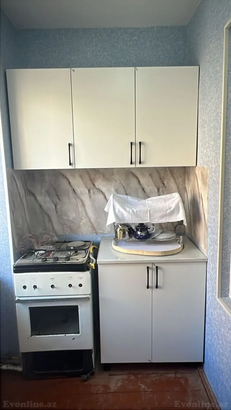 Kirayə verilir 2 otaqlı Mənzil Köhnə tikili 45 m² Xətai r. - şəkil 2