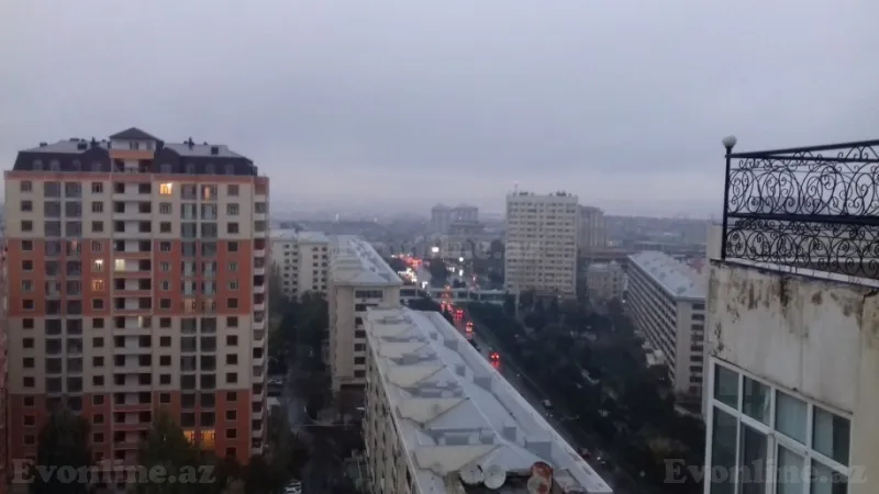 Satılır 3 otaqlı Mənzil Yeni tikili 134 m² 8-ci mikrorayon - şəkil 3