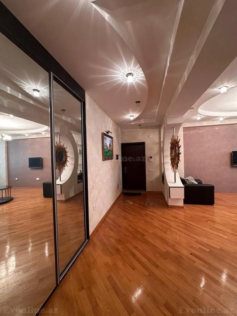 Satılır 3 otaqlı Mənzil Yeni tikili 134 m² 8-ci mikrorayon - şəkil 5