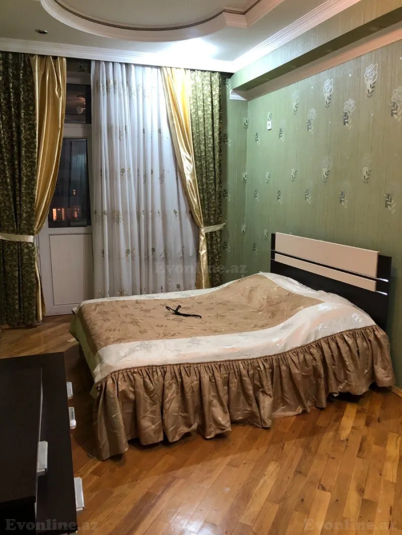 Kirayə verilir 3 otaqlı Mənzil Yeni tikili 113 m² İnşaatçılar m. - şəkil 3