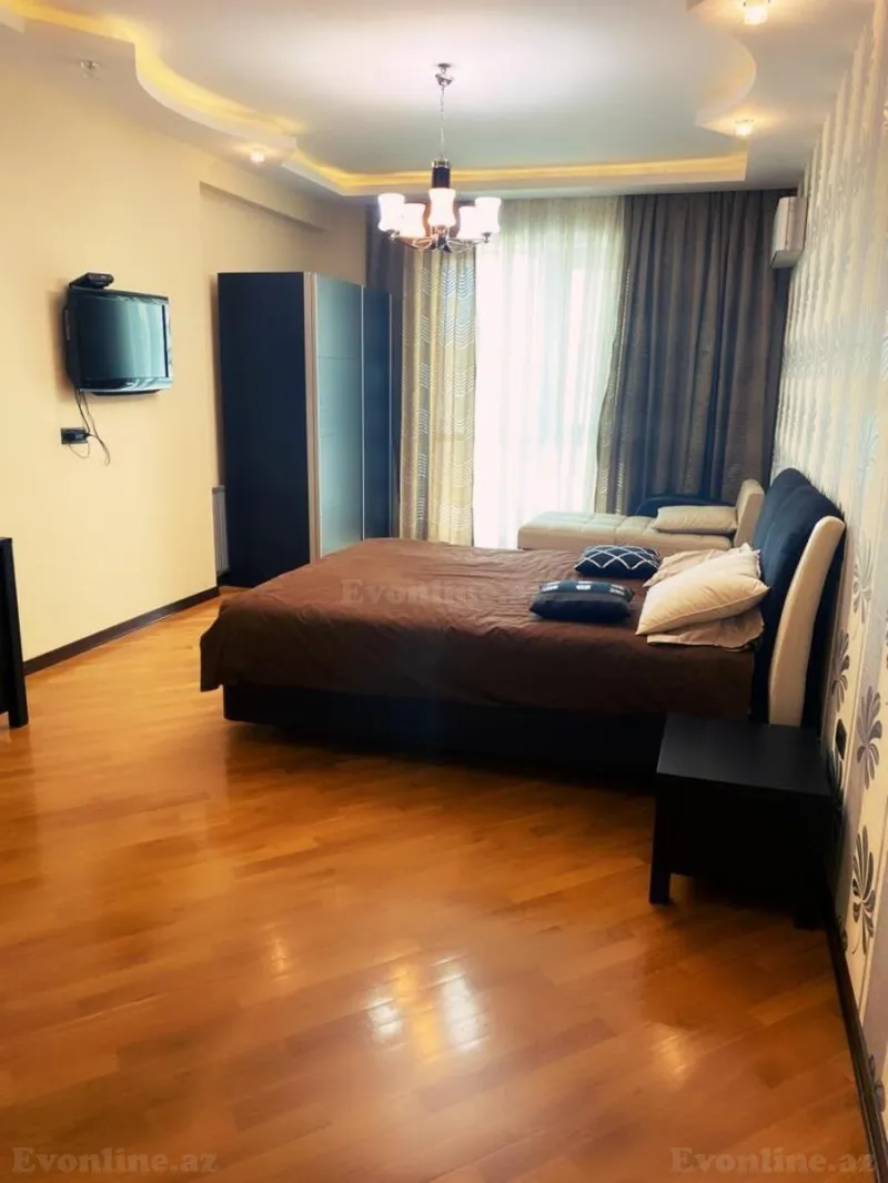 Kirayə verilir 3 otaqlı Mənzil Yeni tikili 191 m² Xətai m. - şəkil 8