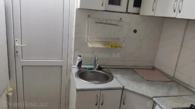 Kirayə verilir 2 otaqlı Mənzil Köhnə tikili 48 m² Sahil m. - şəkil 4