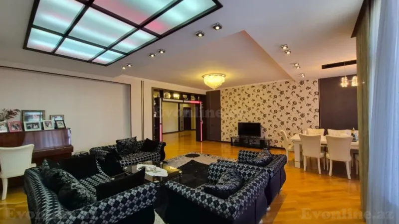 Satılır 5 otaqlı Mənzil Yeni tikili 280 m² 28 May m. - şəkil 2