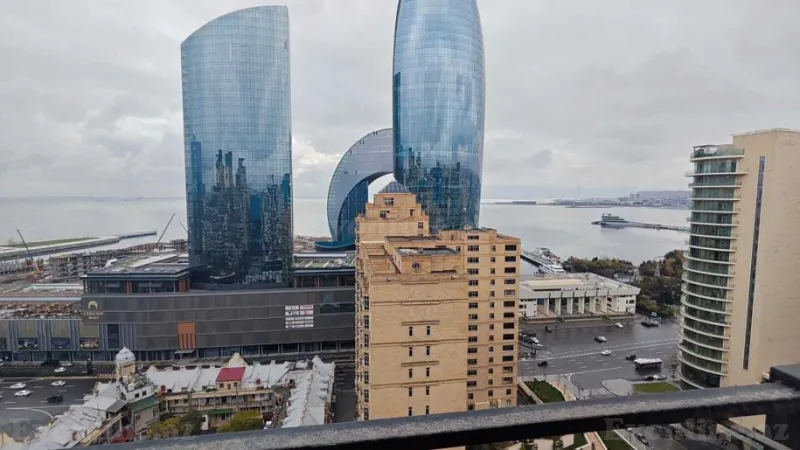 Kirayə verilir 3 otaqlı Mənzil Yeni tikili 140 m² 28 May m. - şəkil 2