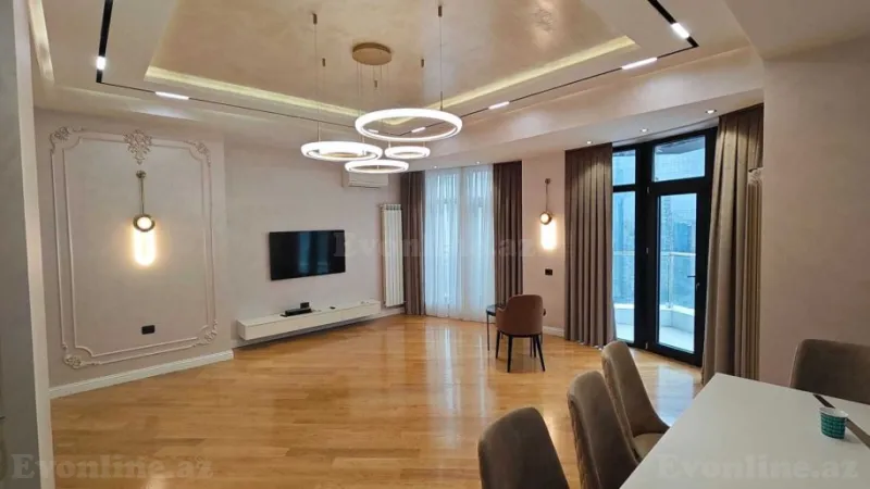 Kirayə verilir 3 otaqlı Mənzil Yeni tikili 140 m² 28 May m. - şəkil 4