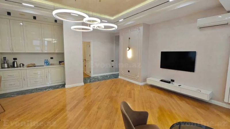 Kirayə verilir 3 otaqlı Mənzil Yeni tikili 140 m² 28 May m. - şəkil 6