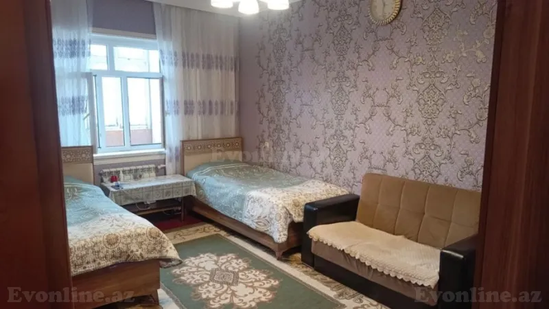 Satılır 3 otaqlı Mənzil Köhnə tikili 80 m² Xalqlar Dostluğu m. - şəkil 2