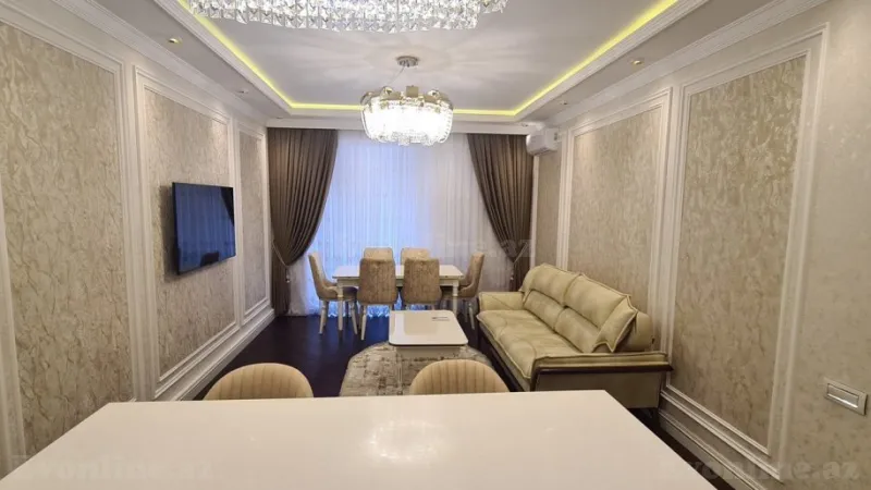 3 otaqlı Mənzil 106 m² 8 Noyabr m. Kirayə verilir