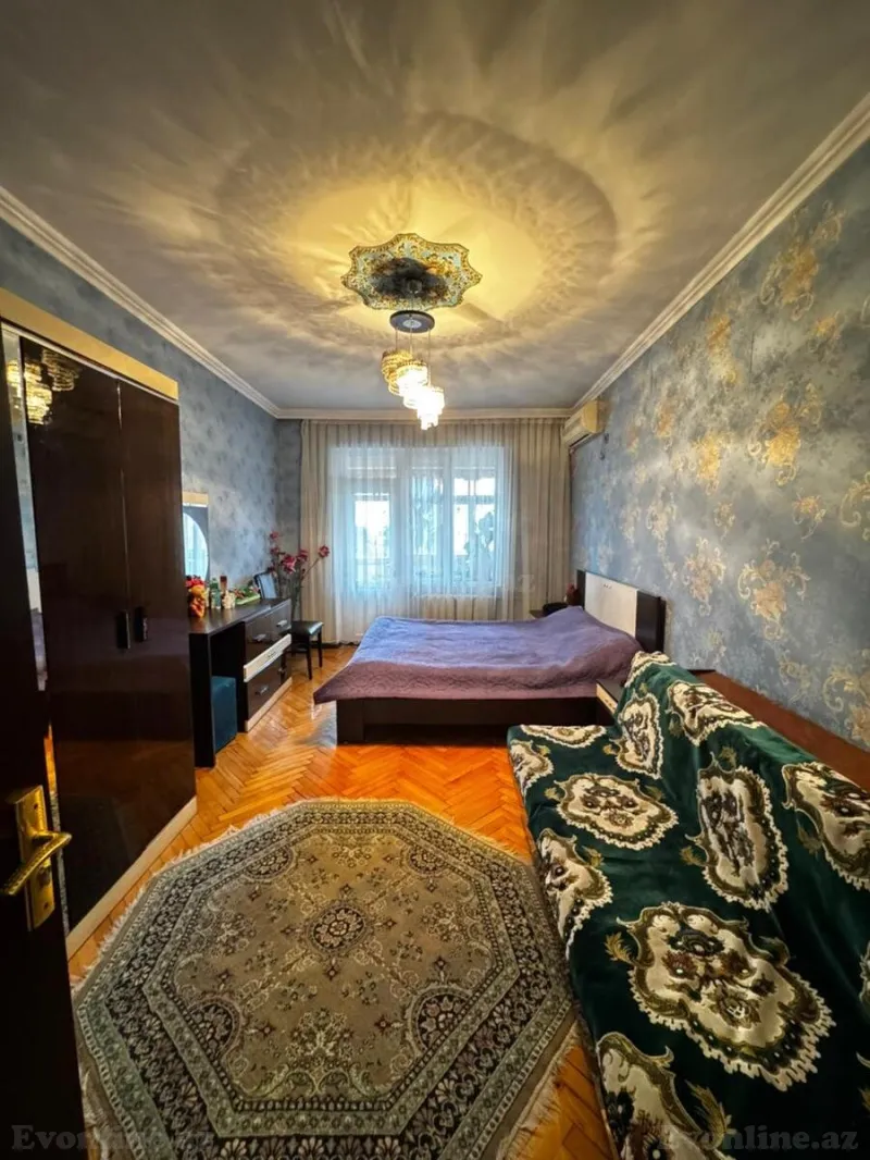 Satılır 3 otaqlı Mənzil Köhnə tikili 80 m² 7-ci mikrorayon - şəkil 2