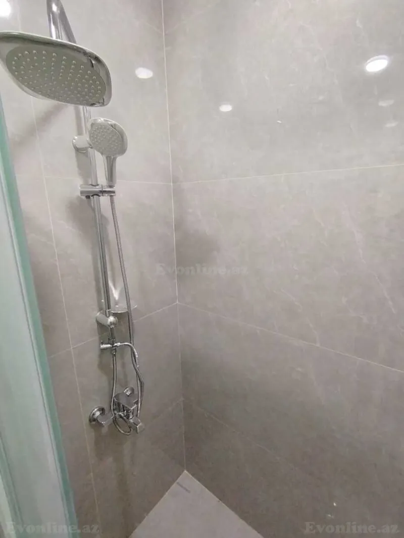 Satılır 2 otaqlı Mənzil Yeni tikili 75 m² Suraxanı r. - şəkil 12