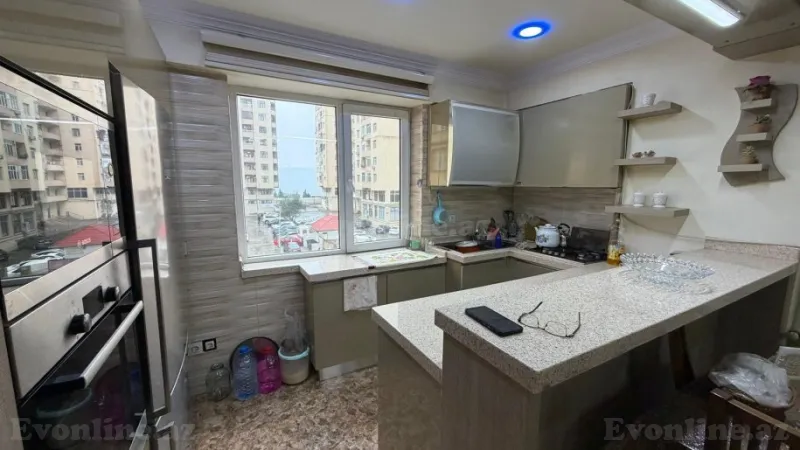 Kirayə verilir 4 otaqlı Mənzil Yeni tikili 115 m² Yeni Yasamal - şəkil 2