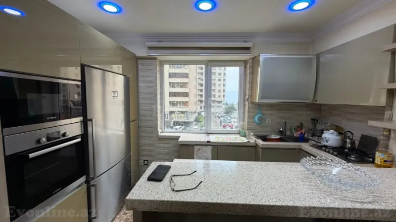 Kirayə verilir 4 otaqlı Mənzil Yeni tikili 115 m² Yeni Yasamal - şəkil 3