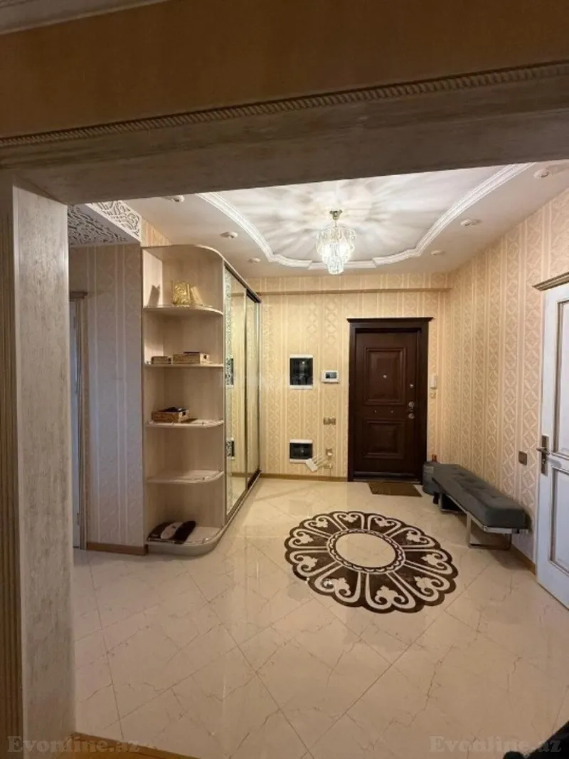 Satılır 3 otaqlı Mənzil Yeni tikili 145000 m² Neftçilər m. - şəkil 13