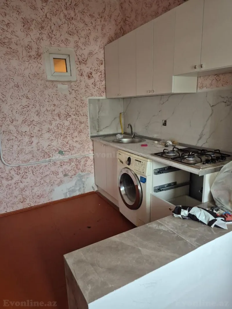 Satılır 2 otaqlı Mənzil Köhnə tikili 65 m² 8-ci mikrorayon - şəkil 6