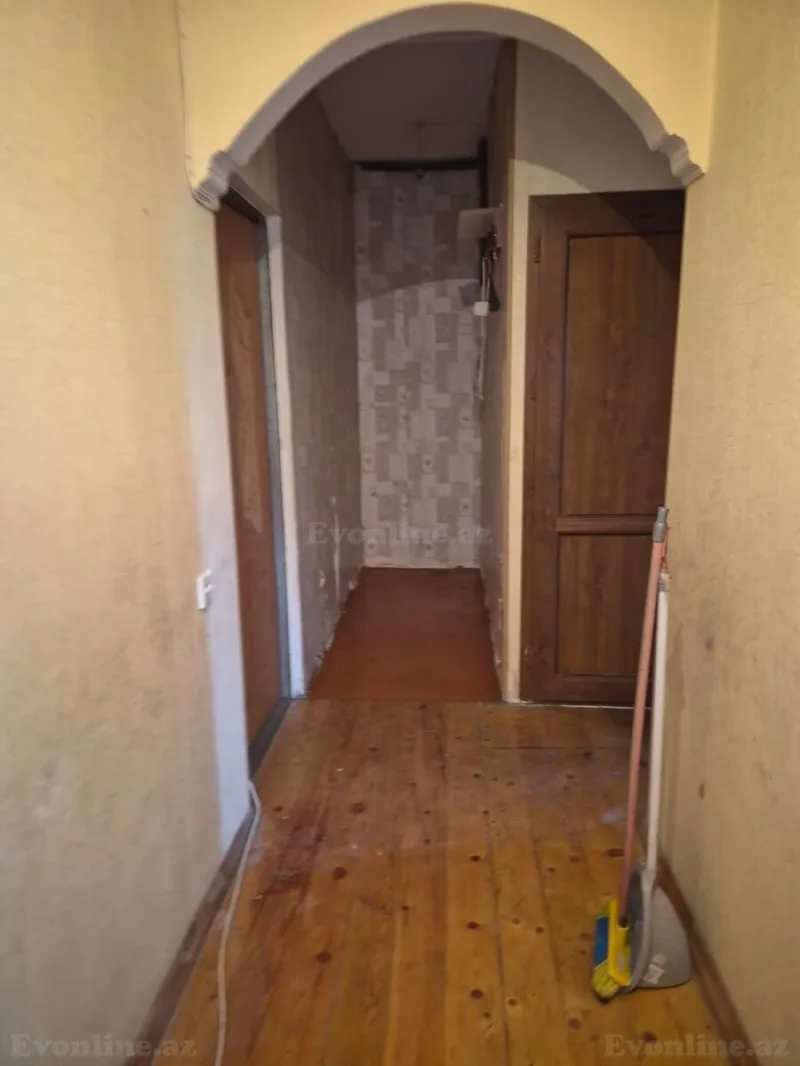 Satılır 2 otaqlı Mənzil Köhnə tikili 65 m² 8-ci mikrorayon - şəkil 10