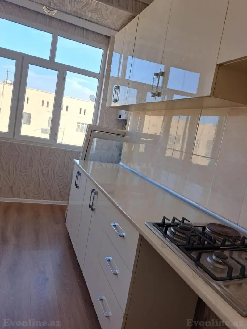 Satılır 2 otaqlı Mənzil Köhnə tikili 52 m² Əmircan - şəkil 3