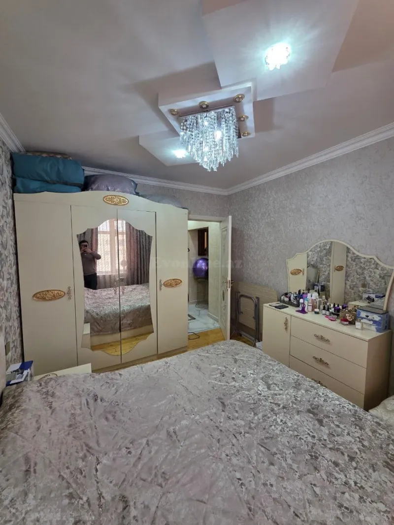 Satılır 3 otaqlı Mənzil Köhnə tikili 80 m² Xətai r. - şəkil 5