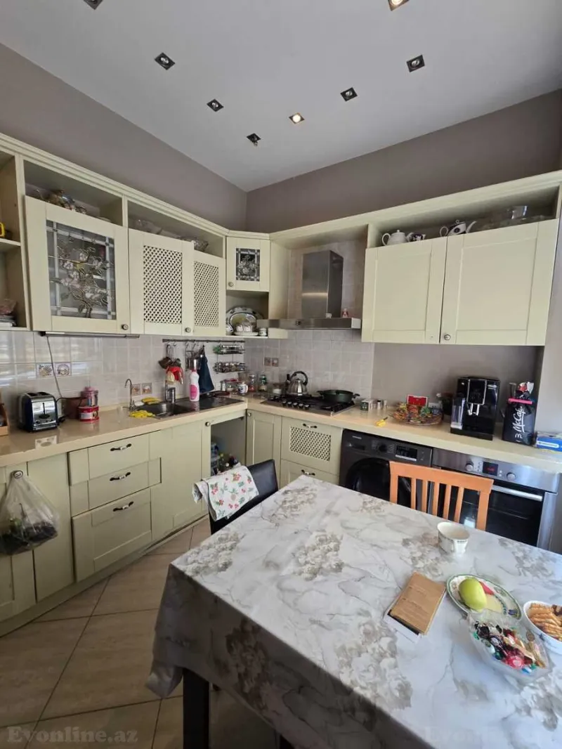 Satılır 4 otaqlı Mənzil Köhnə tikili 103 m² Sahil m. - şəkil 18