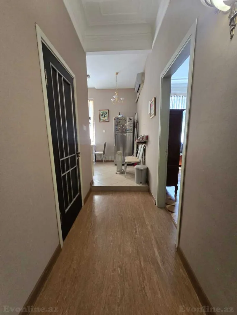 Satılır 4 otaqlı Mənzil Köhnə tikili 103 m² Sahil m. - şəkil 19