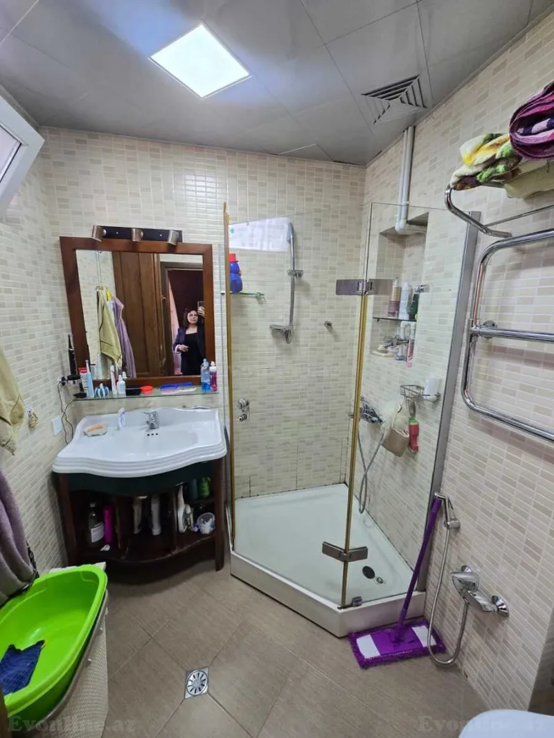 Satılır 4 otaqlı Mənzil Köhnə tikili 103 m² Sahil m. - şəkil 24