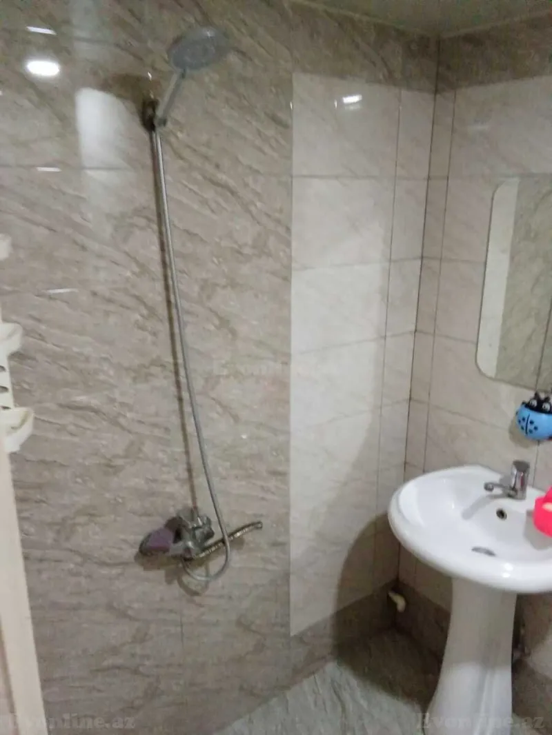 Kirayə verilir 2 otaqlı Mənzil Köhnə tikili 40 m² Əhmədli m. - şəkil 8