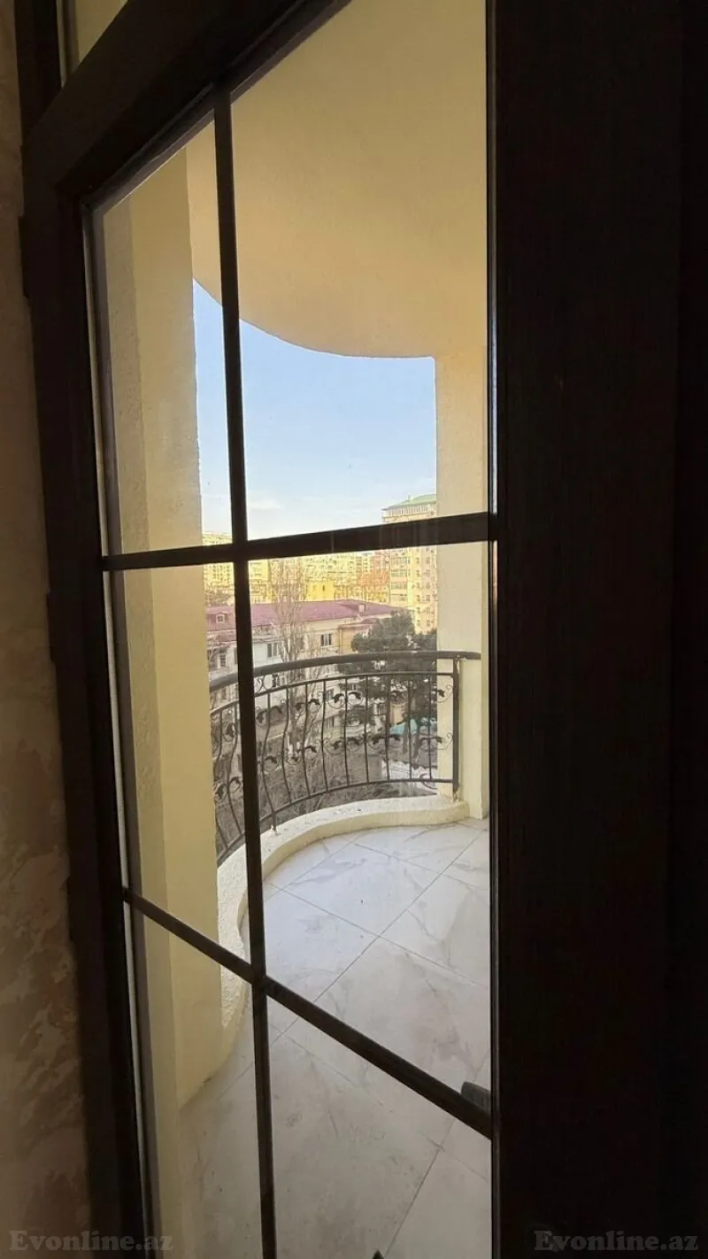 Satılır 4 otaqlı Mənzil Yeni tikili 136 m² Neftçilər m. - şəkil 22