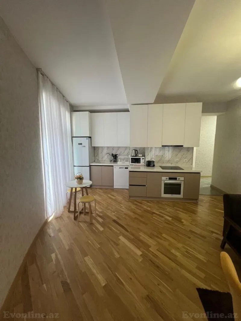 Kirayə verilir 2 otaqlı Mənzil Yeni tikili 70 m² 28 May m. - şəkil 3