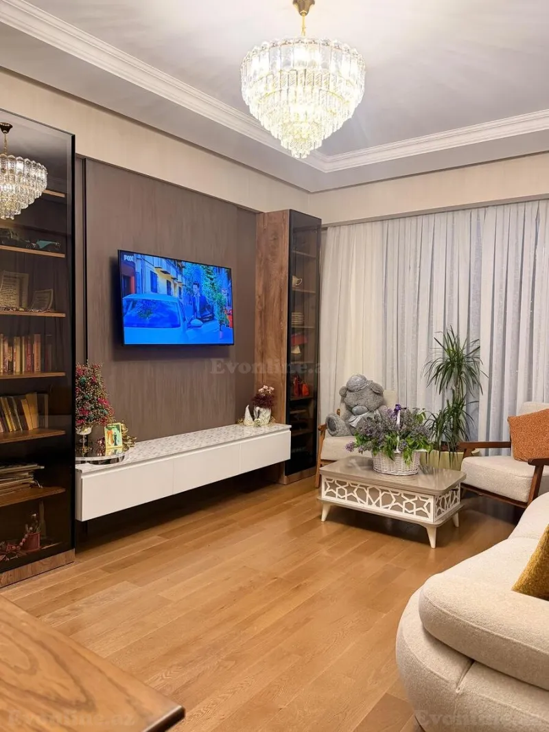 Satılır 3 otaqlı Mənzil Yeni tikili 85 m² Bakmil m.