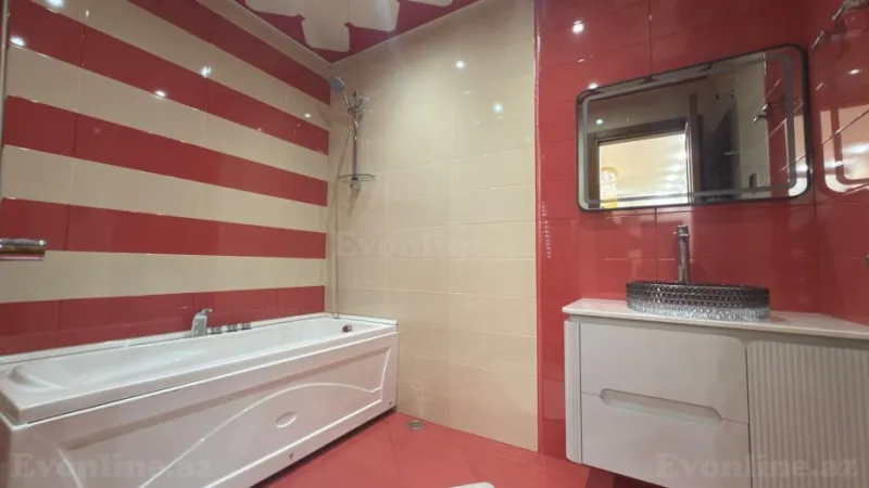 Satılır 3 otaqlı Mənzil Yeni tikili 136 m² Neftçilər m. - şəkil 6