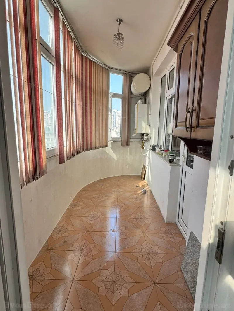 Satılır 3 otaqlı Mənzil Yeni tikili 121 m² 8-ci mikrorayon - şəkil 6