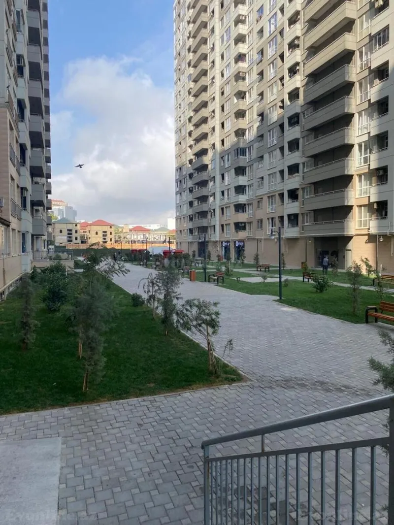2 otaqlı Mənzil 51 m² 20 Yanvar m. Kirayə verilir