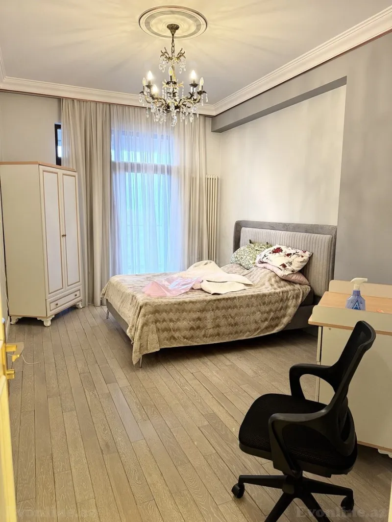 Kirayə verilir 4 otaqlı Mənzil Yeni tikili 210 m² Nizami m. - şəkil 8