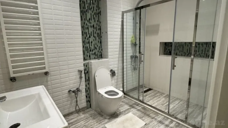 Kirayə verilir 4 otaqlı Mənzil Yeni tikili 210 m² Nizami m. - şəkil 27