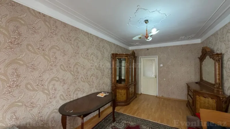 Satılır 2 otaqlı Mənzil Köhnə tikili 65 m² Xalqlar Dostluğu m. - şəkil 2