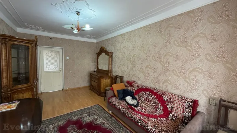 Satılır 2 otaqlı Mənzil Köhnə tikili 65 m² Xalqlar Dostluğu m. - şəkil 3