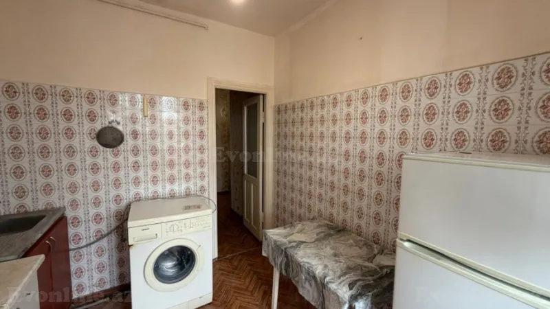 Satılır 2 otaqlı Mənzil Köhnə tikili 65 m² Xalqlar Dostluğu m. - şəkil 10