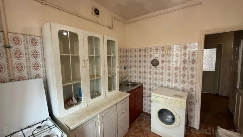 Satılır 2 otaqlı Mənzil Köhnə tikili 65 m² Xalqlar Dostluğu m. - şəkil 11