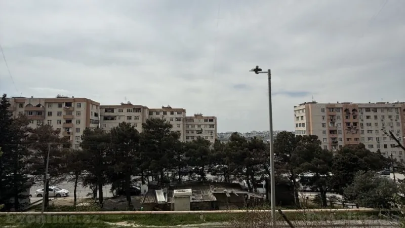 Satılır 4 otaqlı Mənzil Köhnə tikili 100 m² Suraxanı r. - şəkil 6